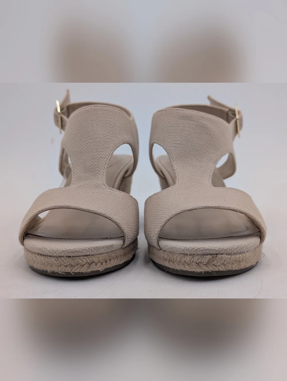 NWT Bandolino Sz 8 Neutral Tan Espadrille Wedge Gold Color Buckle Ankle Straps